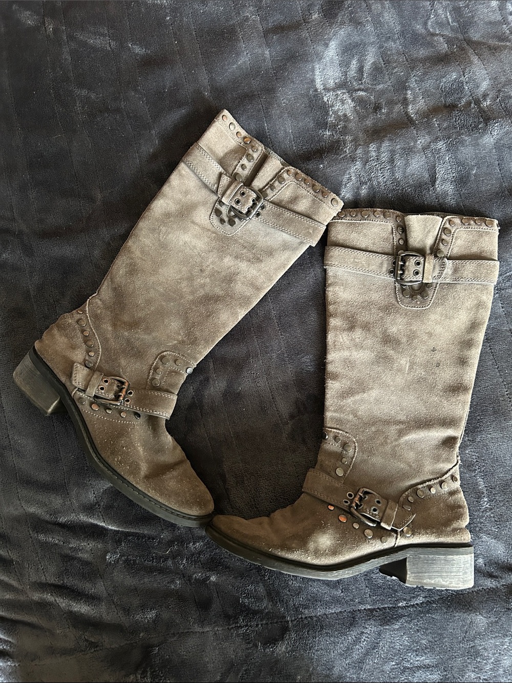 SAM EDELMAN DERYN TALL GRAY SUEDE BIKER BOOT BUCKLE STUDDING DETAIL size 8.5